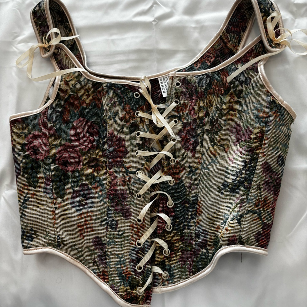 Corset floral crop top